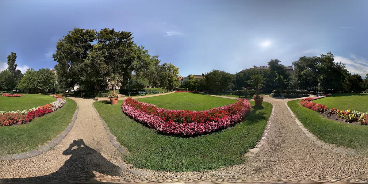 Károlyi Garden