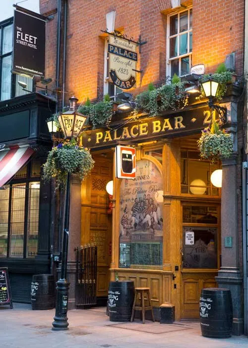 The Palace Bar