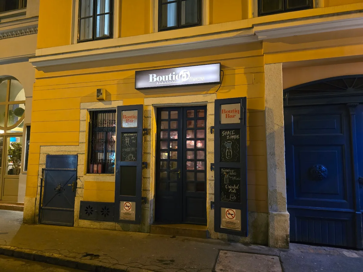 Boutiq Bar
